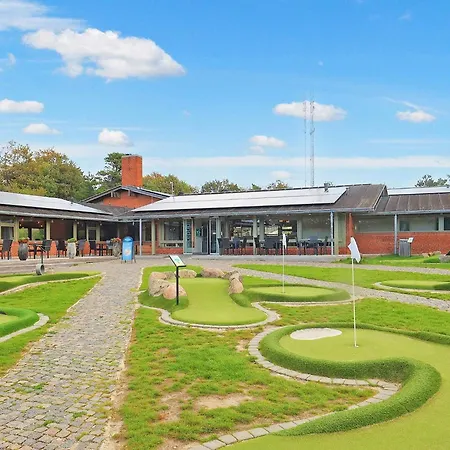 6 Person In Gilleleje